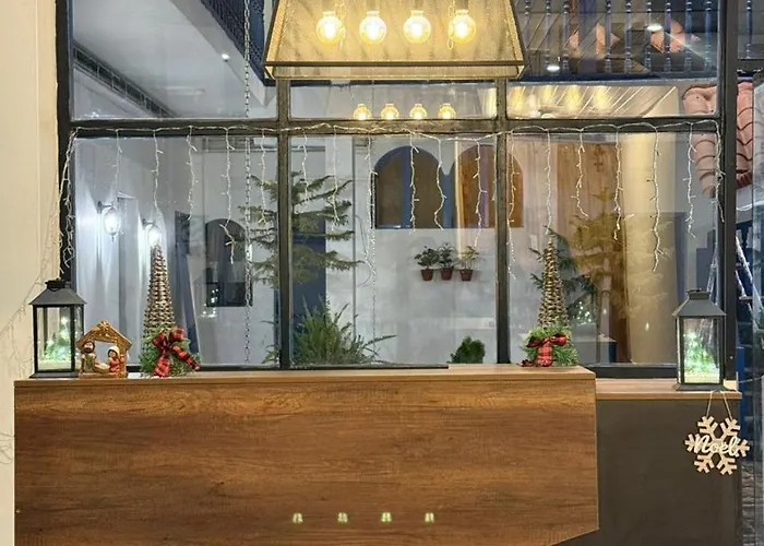 Casa Tiyay Hotel *